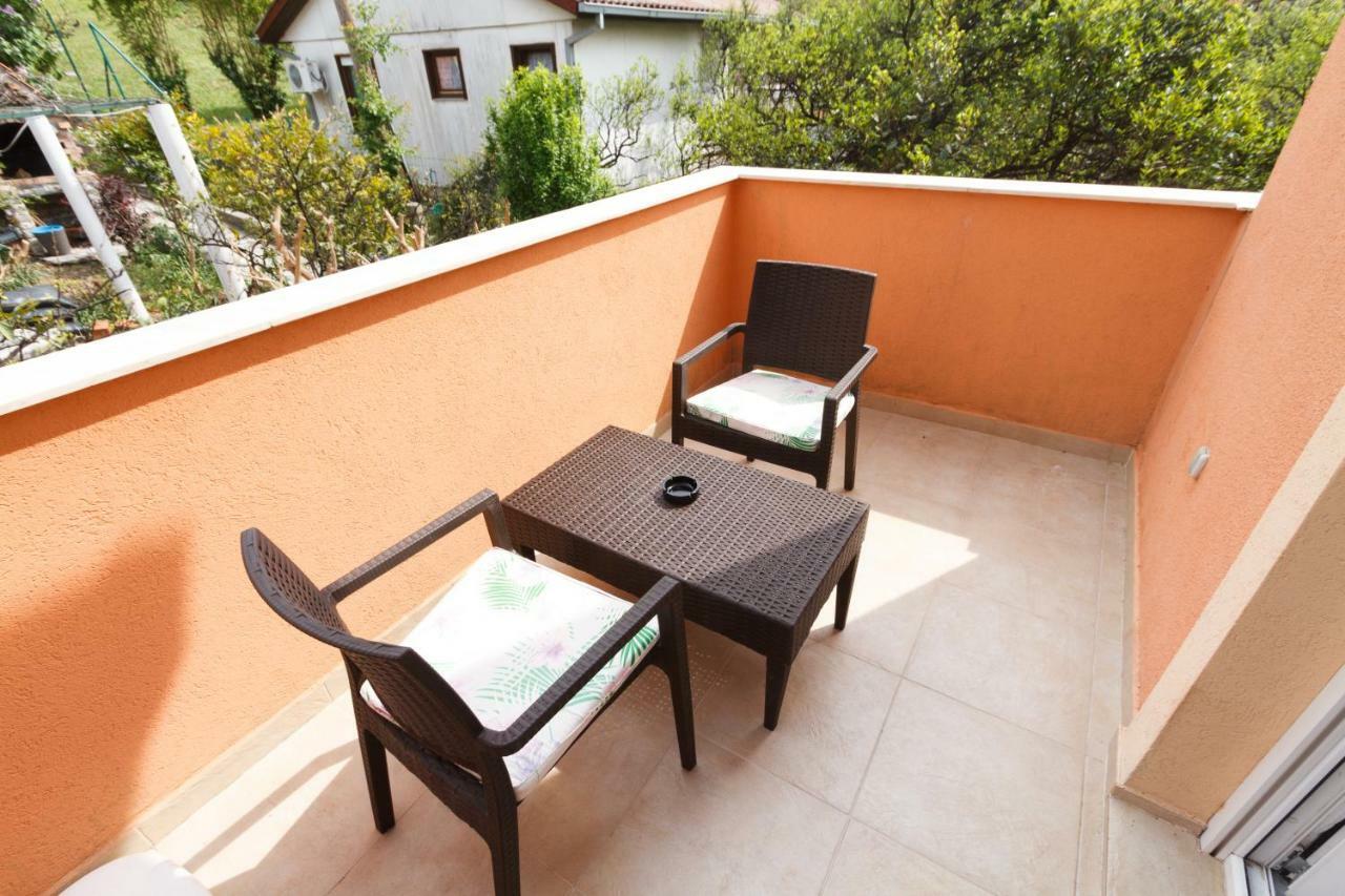 Apartmani Vesna Tivat Bagian luar foto